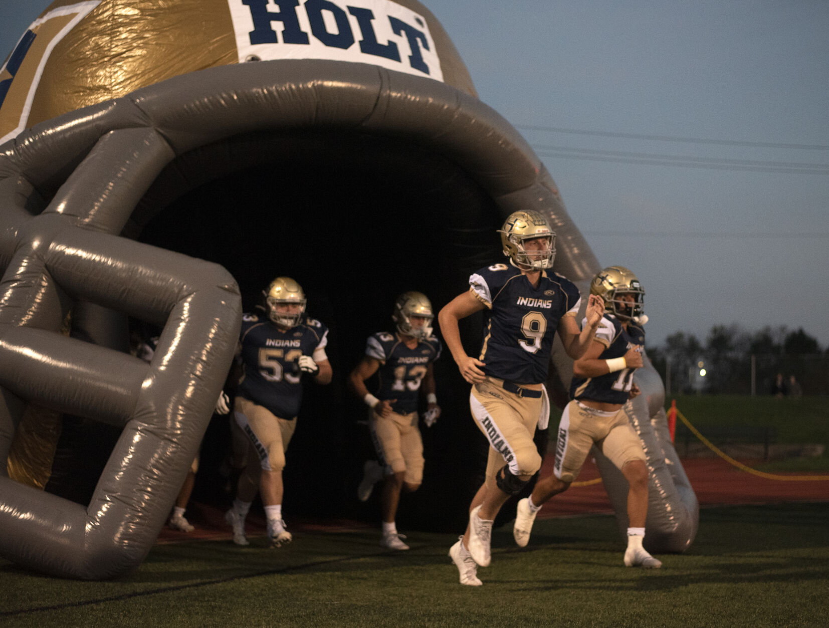 Holt vs. Troy